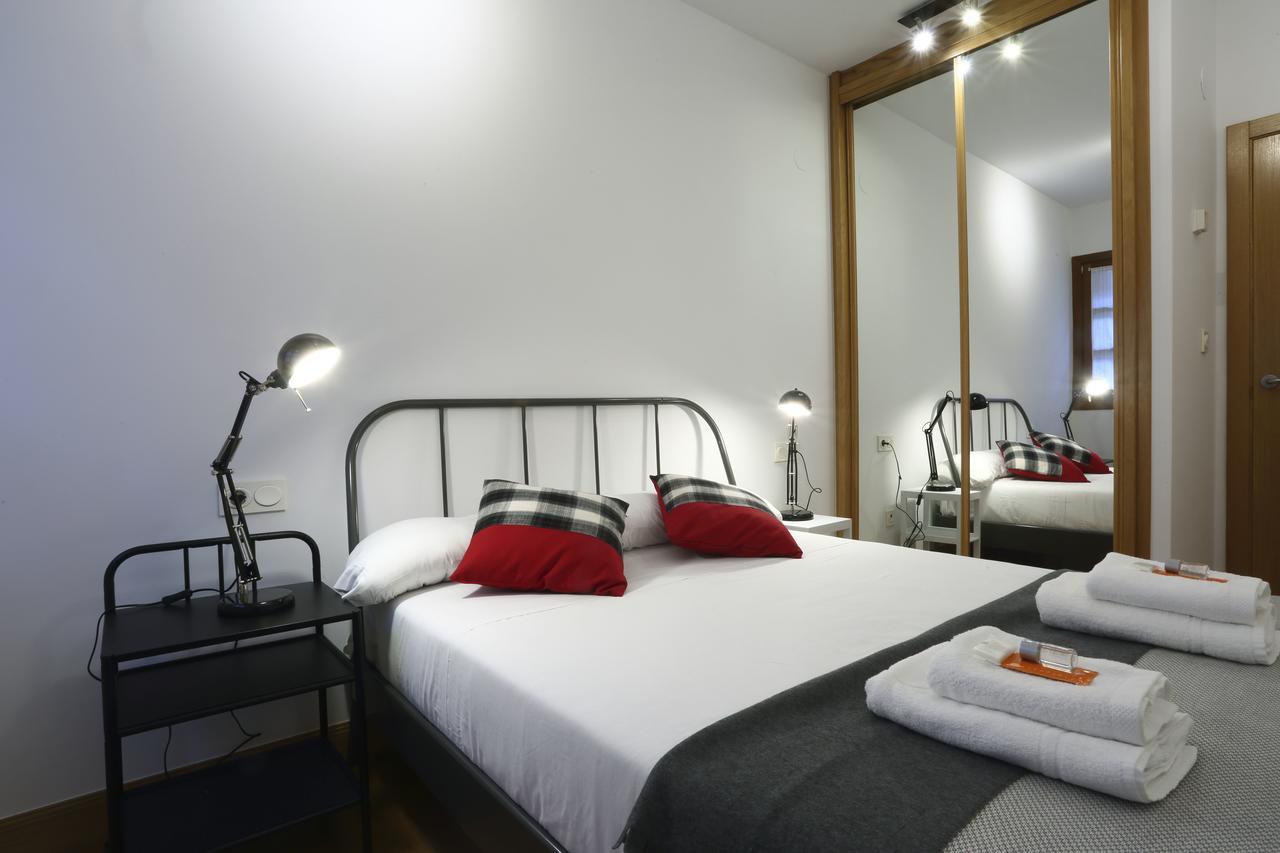 Tolosa By Smiling Rentals Hondarribia Buitenkant foto