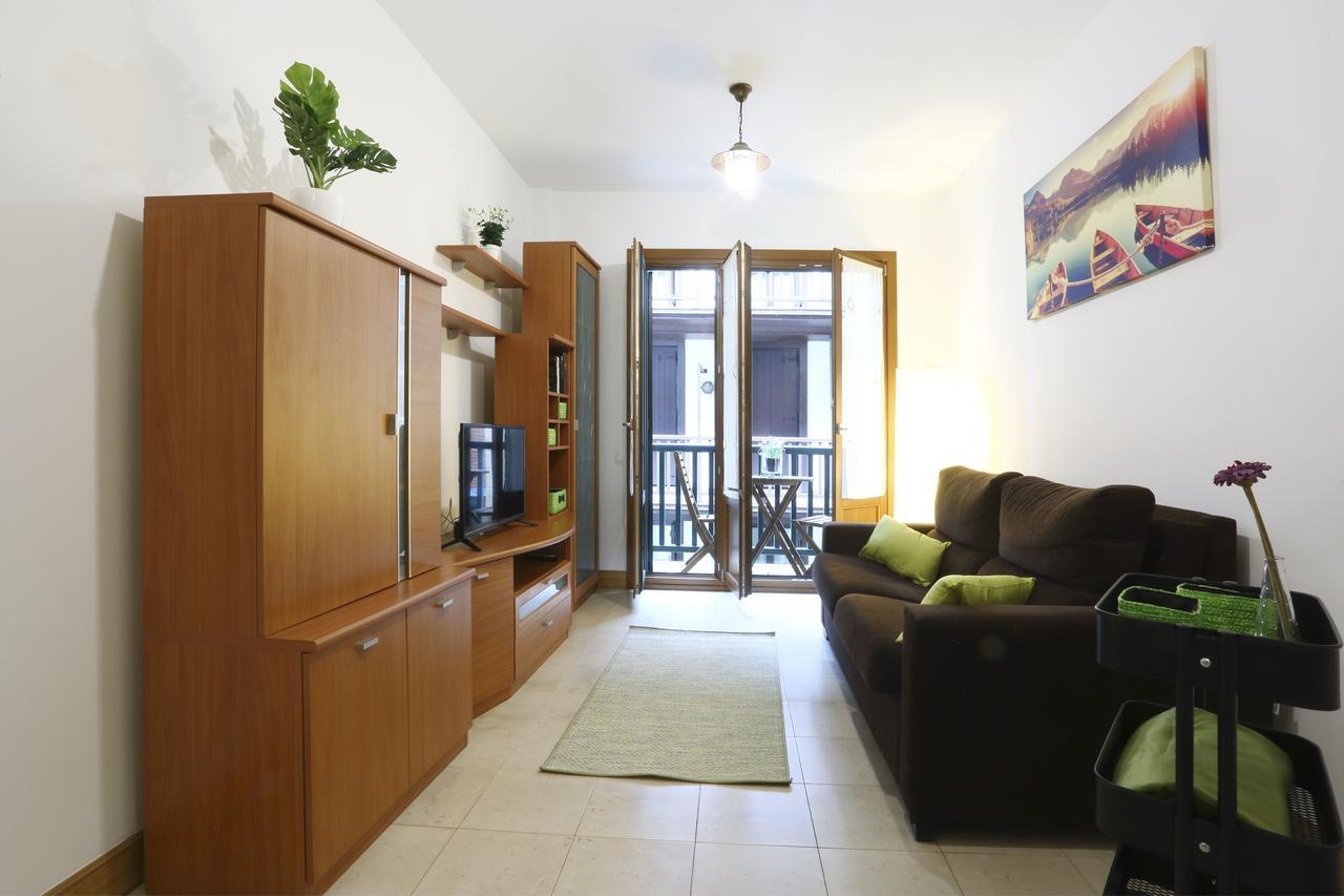 Tolosa By Smiling Rentals Hondarribia Buitenkant foto